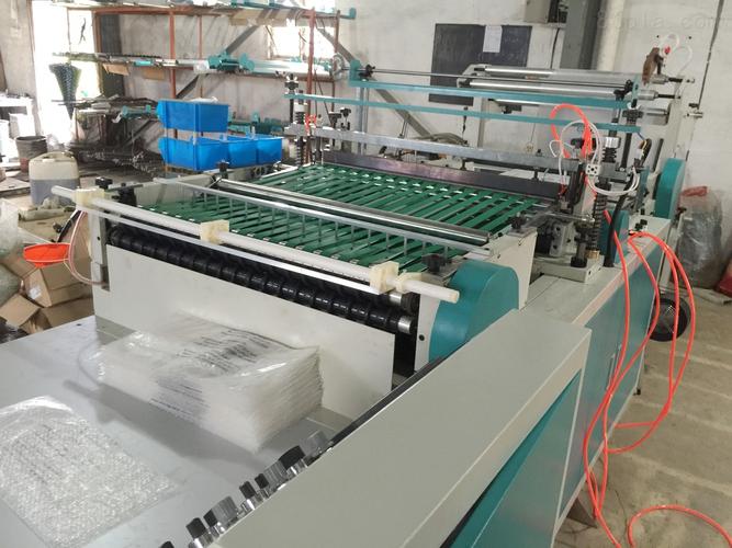 【不粘刀高速型】厂家专业生产高速全电脑珍珠棉制袋机